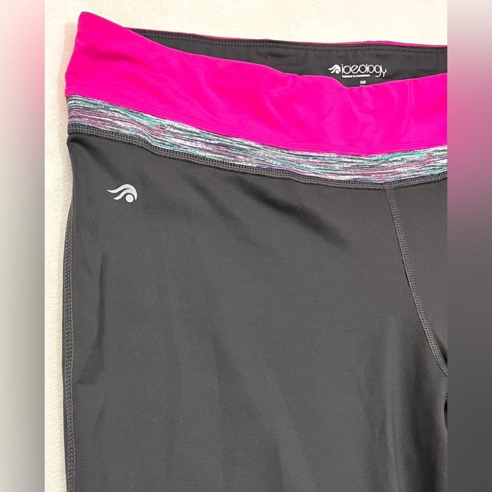 Ideology Women's Black and Pink Athletic Capri Poly/Spandex Blend Leggings XL - Picture 3 of 14